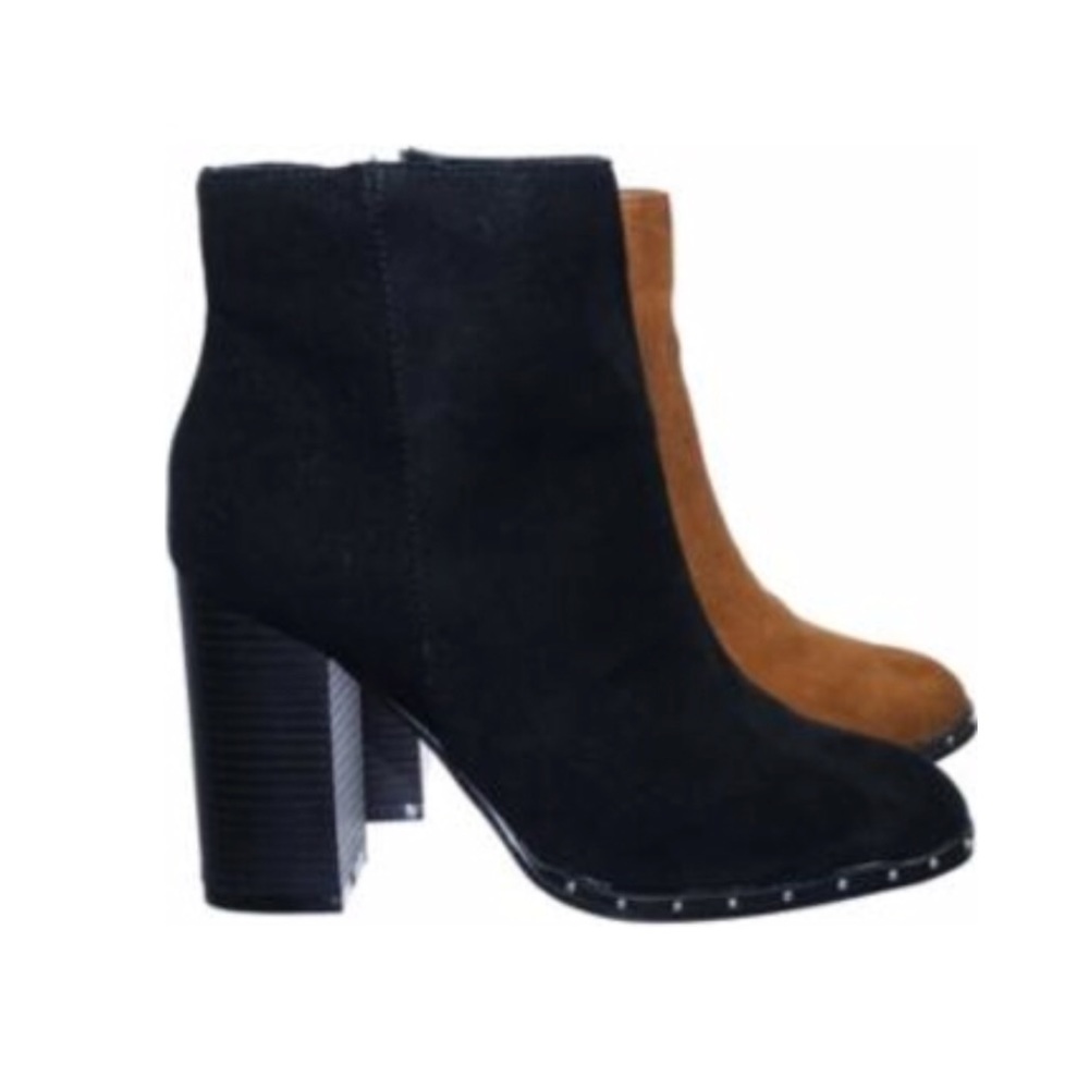 🌟HP🌟 Studded Trim Booties - Picture 6 of 8